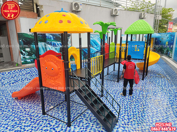 Mái cầu trượt liên hoàn ngoài trời quả bí ngô LKDC-016