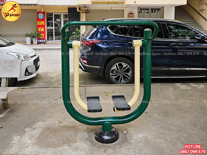 Lắp đặt đồ chơi ngoài trời và thiết bị thể dục cho sân khu tập thể tại Hà Nội