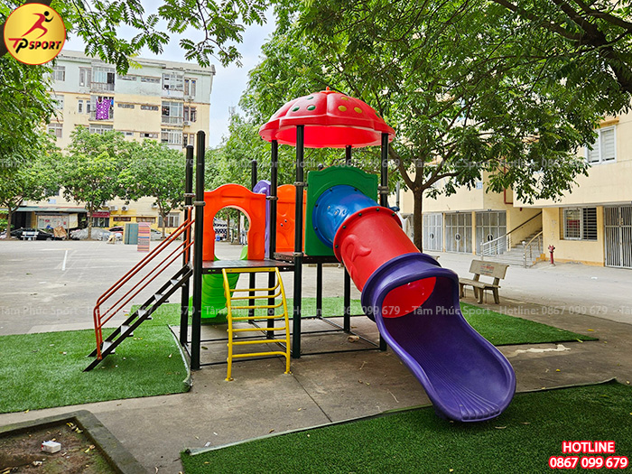 Lắp đặt đồ chơi ngoài trời và thiết bị thể dục cho sân khu tập thể tại Hà Nội