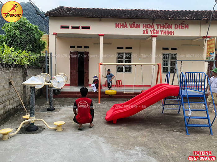 Lắp đặt đồ chơi trẻ em và máy tập thể dục ngoài trời cho nhà văn hóa tại Lào Cai