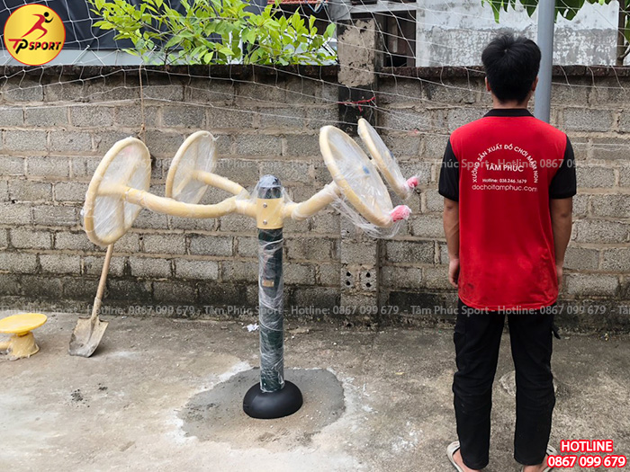 Lắp đặt đồ chơi trẻ em và máy tập thể dục ngoài trời cho nhà văn hóa tại Lào Cai