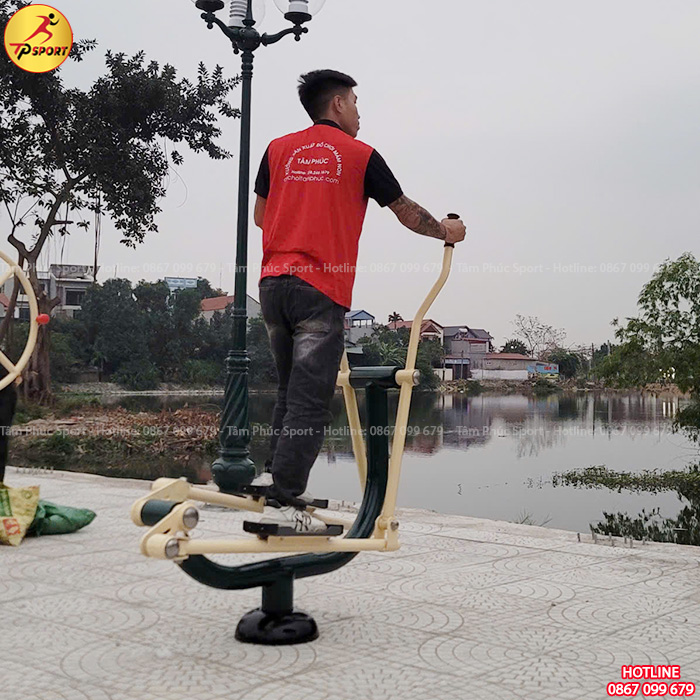 Công trình lắp đặt máy tập thể dục công viên cho sân tập thể tại Phú Thọ