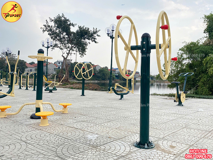 Công trình lắp đặt máy tập thể dục công viên cho sân tập thể tại Phú Thọ