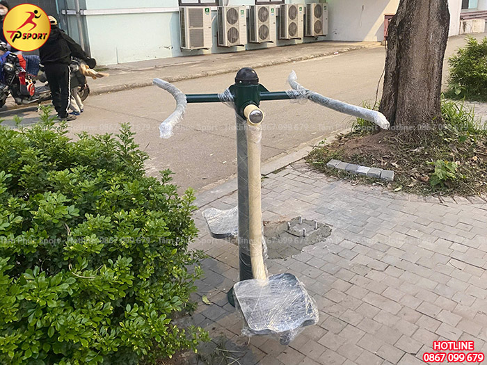 Thiết bị tập lắc eo đôi ngoài trời lắp đặt tại công trình